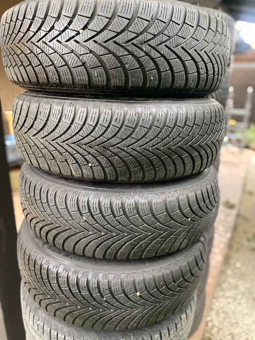 Roti jante anvelope iarnă 195 65 15 Golf 5,6,7 Seat Leon Skoda Octavia