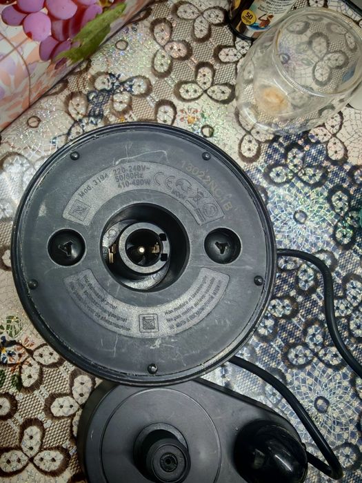 NespressoAeroccino și spumator de lapte.