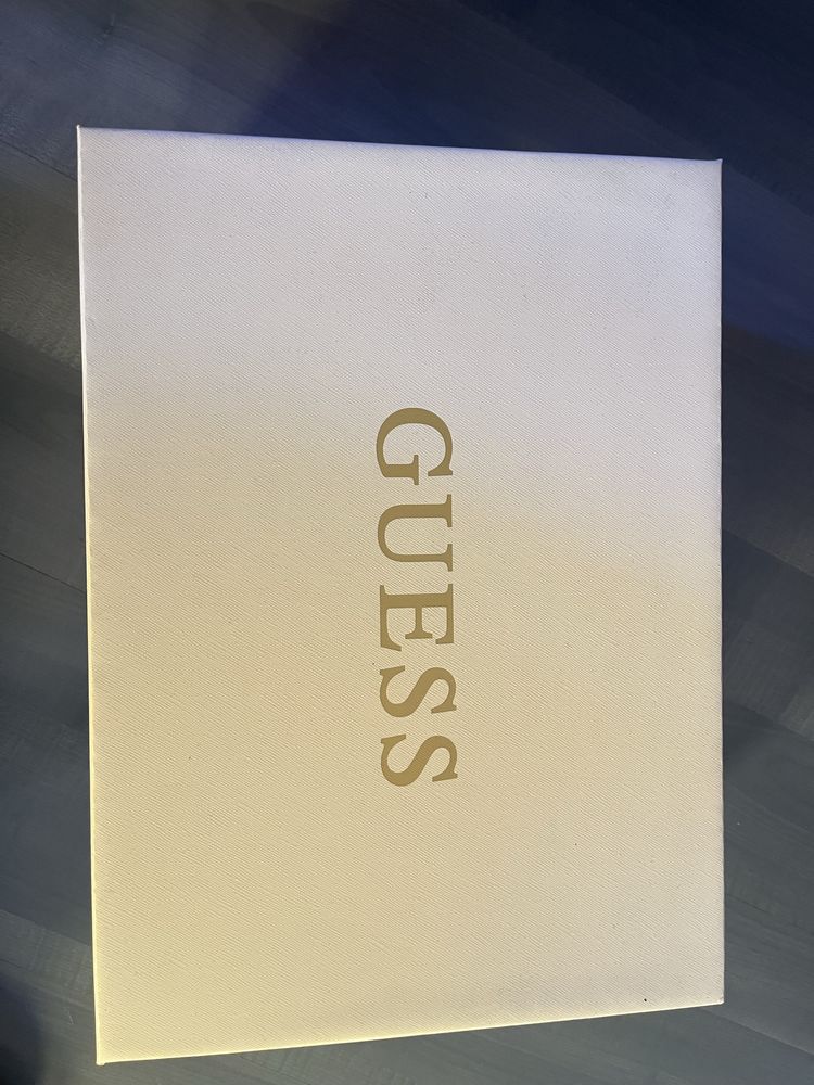 Обувки Guess Belluno LOW