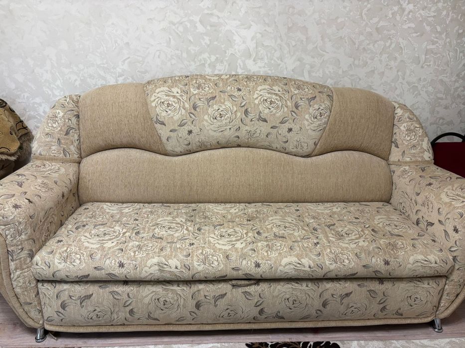 Продам мягкий уголок.