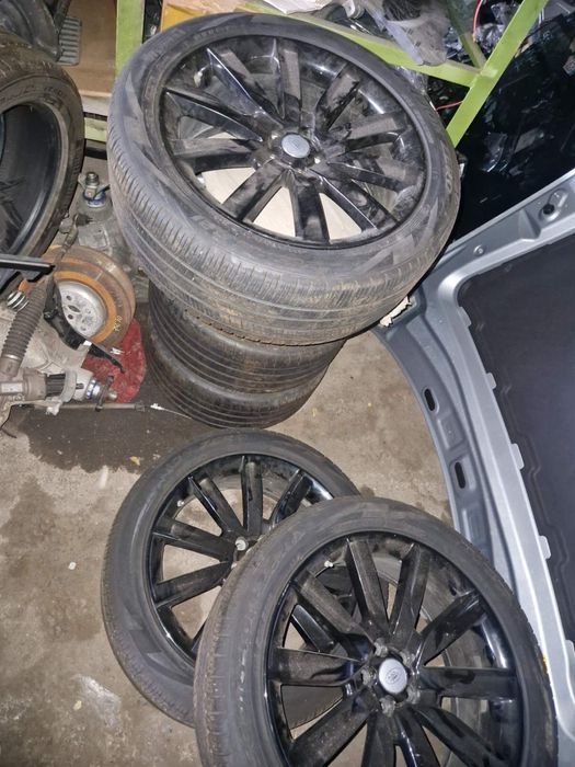 Джанти с гуми За Range Rover velar