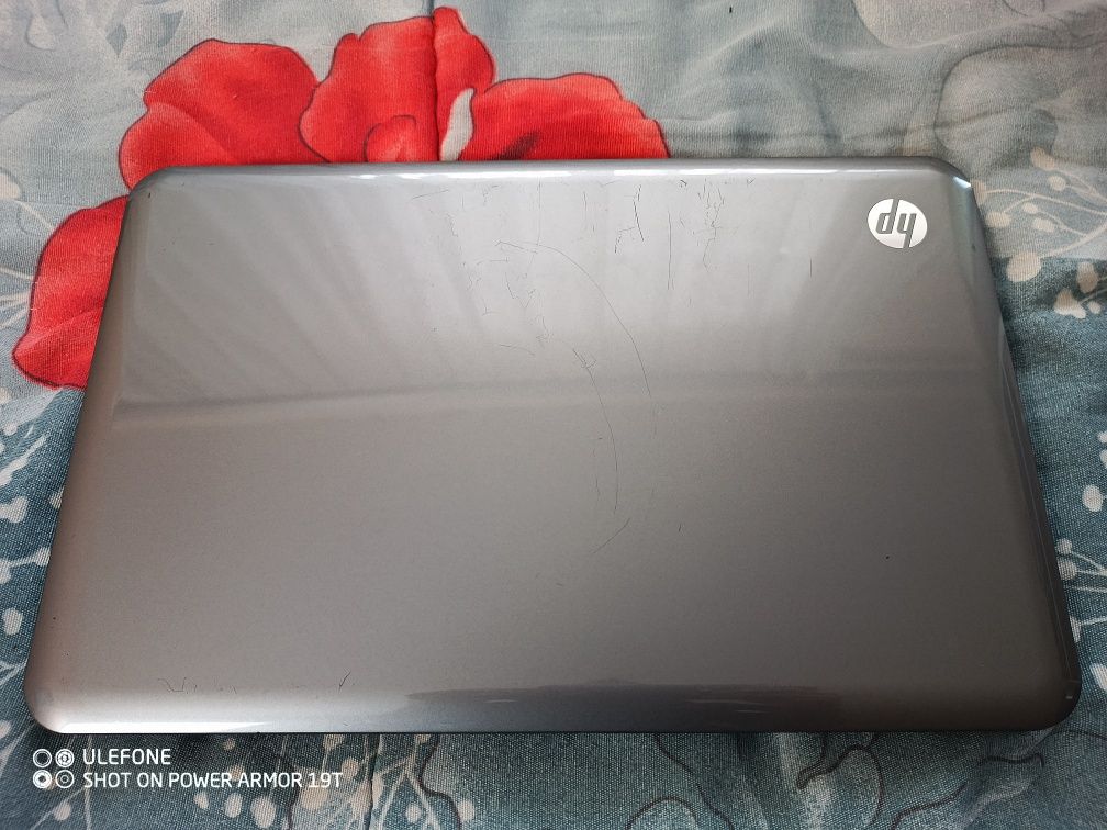 HP pavilion G6 15.6 лаптоп и зарядно