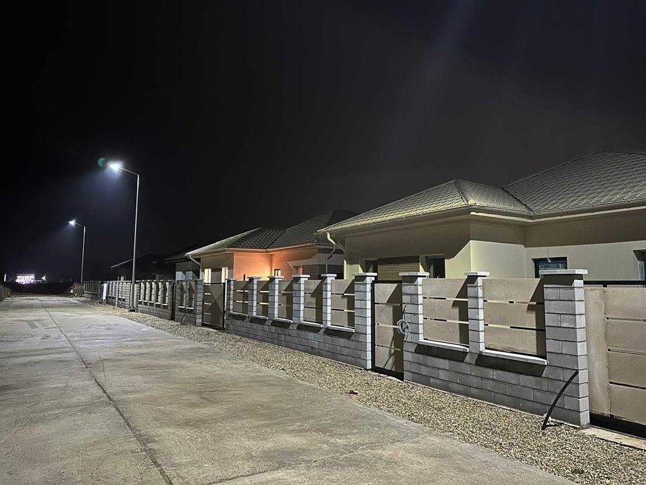 Vand casa individuala