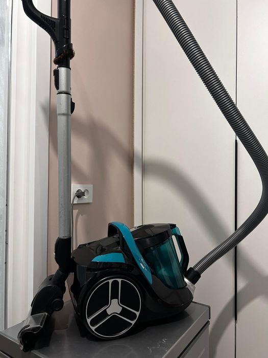 Пылесос Tefal...