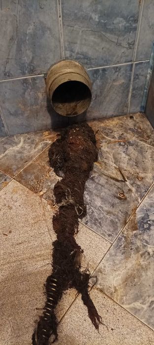 Коминочистач -Почистване на комини -Chimney sweeper