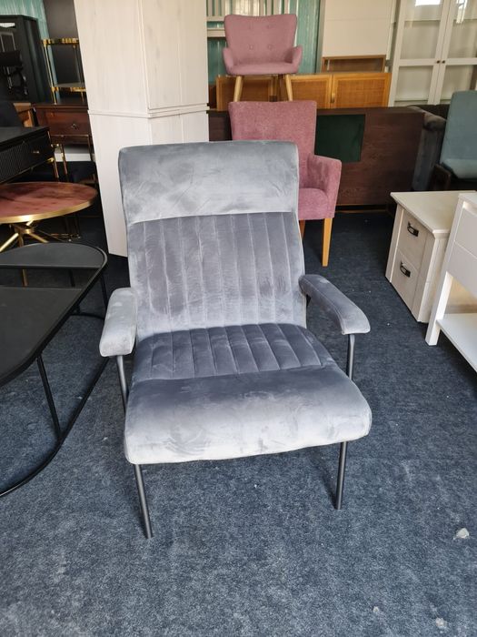 Fotoliu din catifea cu picior metalic