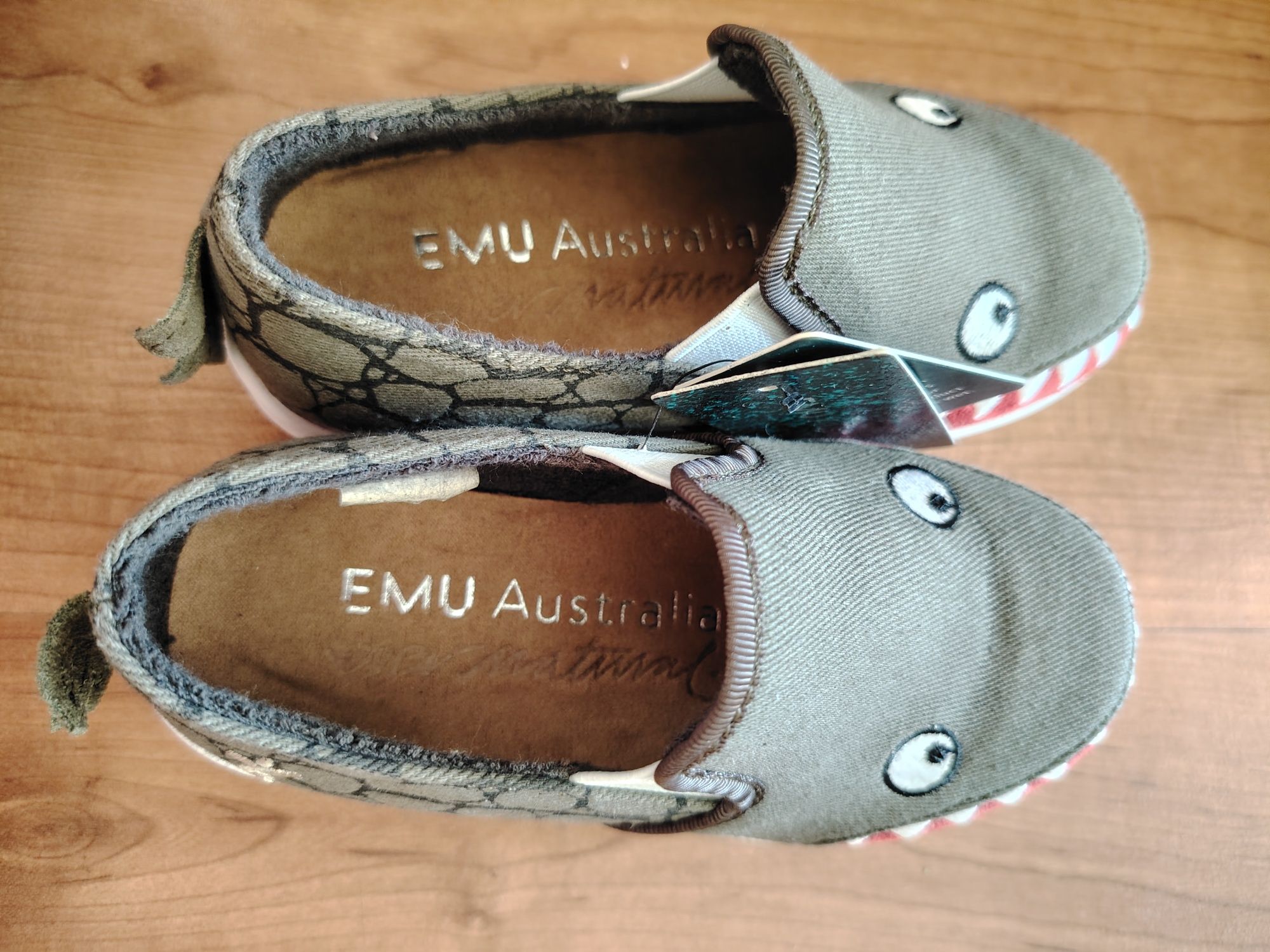 Sneakers Emu Australia noi, băieței, măsura Nr. 27