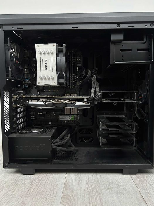 Настолен компютър Intel i7 12 Core/32GB/Nvidia 1070Ti/2 x 256GB SSD