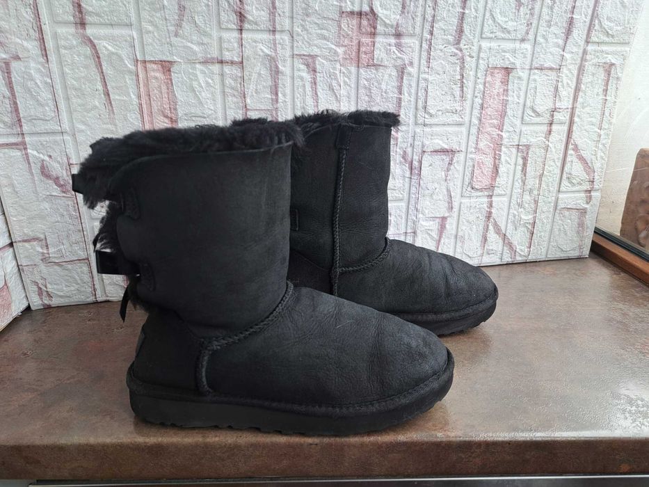 дамски ботуши,зимни обувки,боти,апрески,UGG номер38