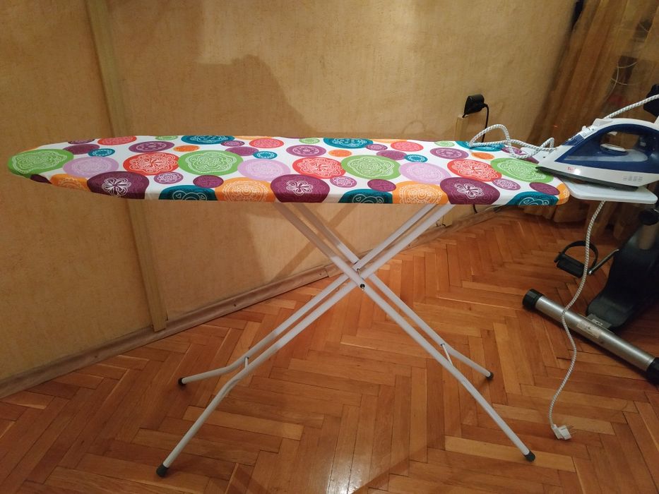 Регулируема дъска за гладене