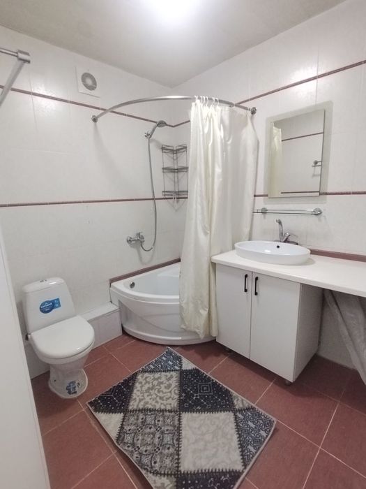 Сотилади Чилонзор Г9А квартал 2 хонали