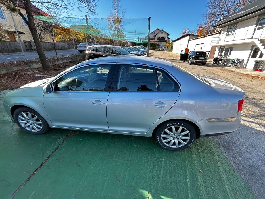 Vând volkswagen jetta 1.9Tdi