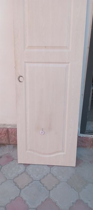 Двери деревянный