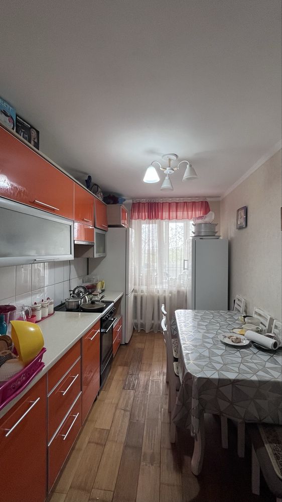3ком квартира мкр.Орбита.Караганда