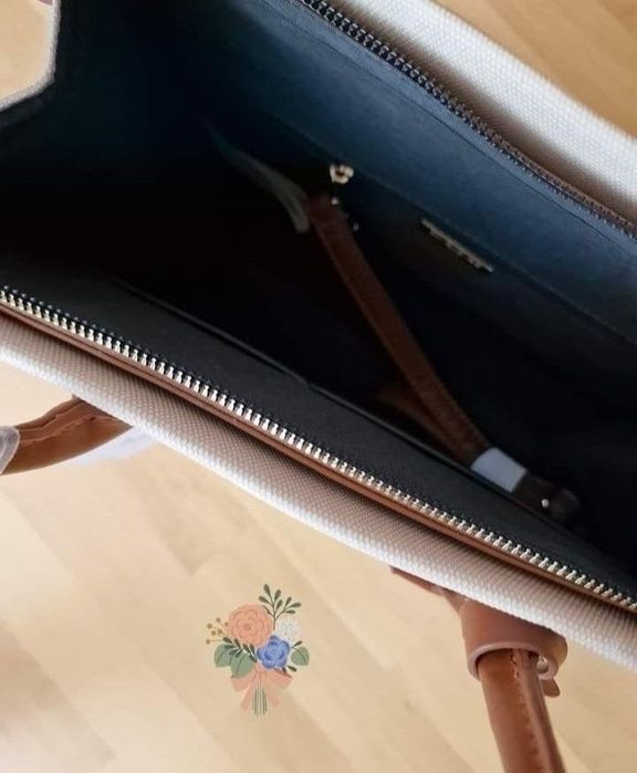 Geanta David Jones originala, Italia, new model, curea detasabila