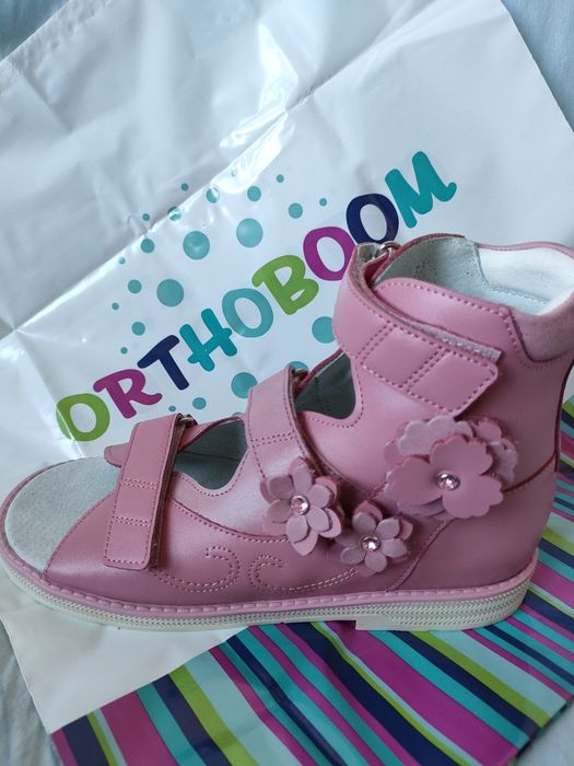 Ортопедические сандалии на девочку новые