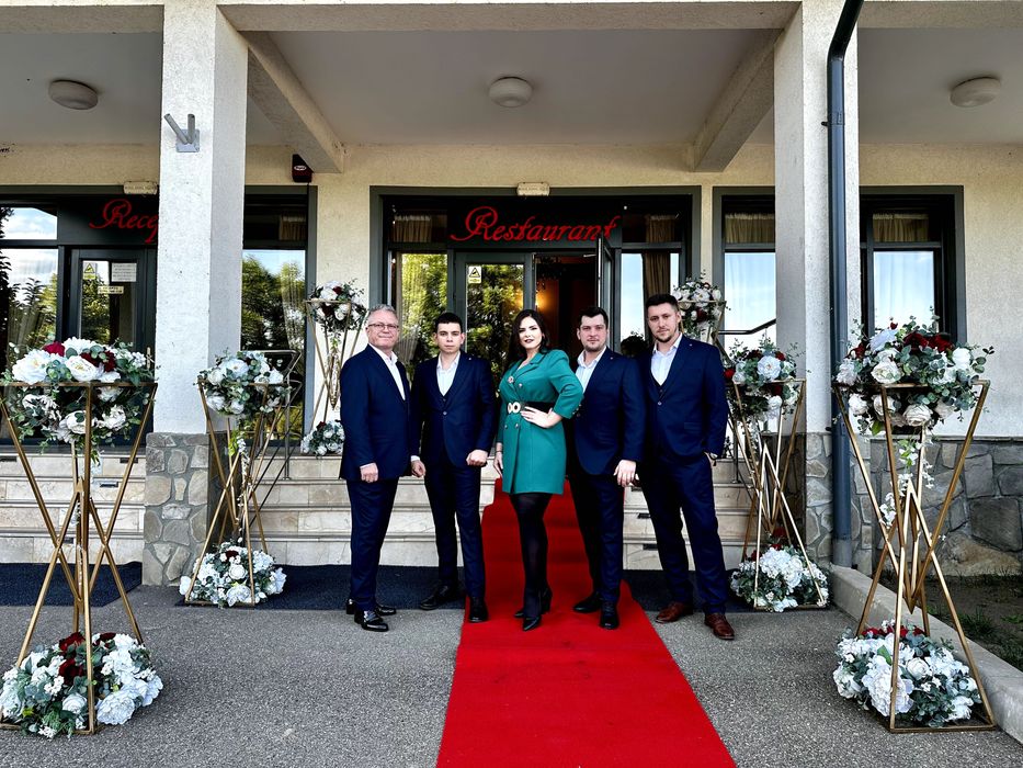 Dj - Solista - Saxofonist - nunta botez - Piatra Neamt Bicaz Roman