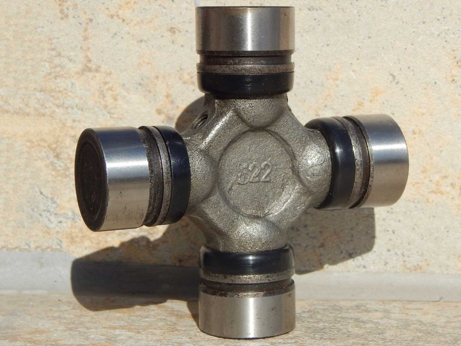 Cruce cardan Neapco Ford Aerostar 1-0153 (522) SUA cu ambalaj