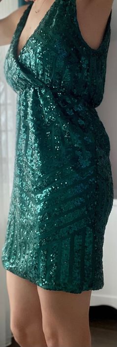 Блестяща, празнична Рокля Vila зелена с пайети - размер С