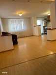 Apartament spațios la casă + curte proprie – str. 22 Decembrie, Zalău