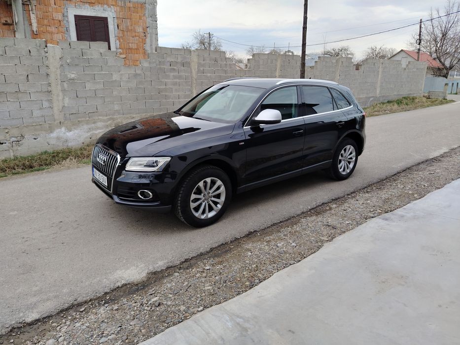 Vând Audi Q5 2014