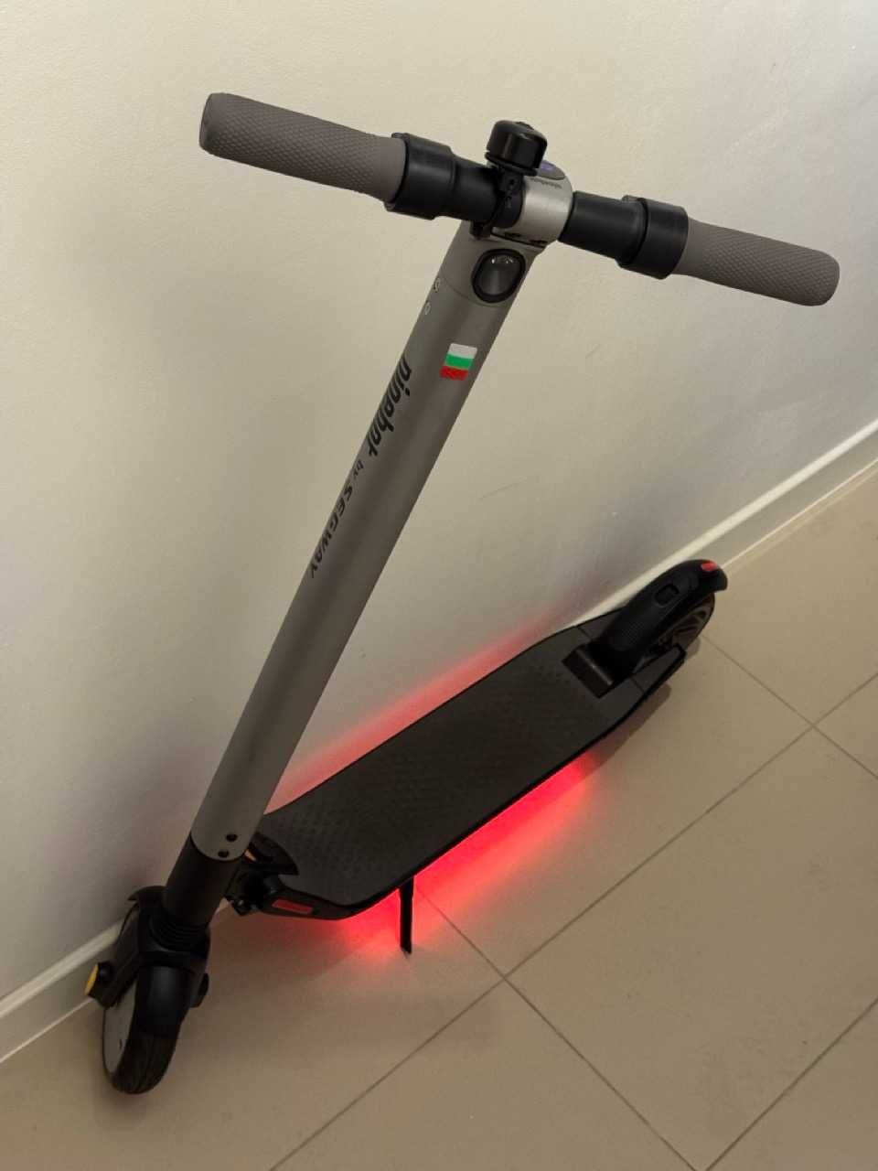 Тротинетка Ninebot Kickscooter ES2