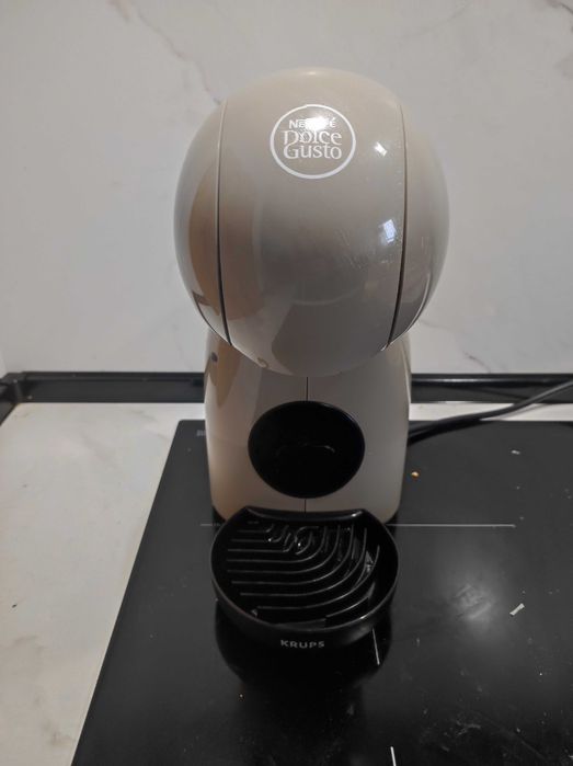 Гаранционна Кафемашина с капсули Krups NESCAFE Dolce Gusto Piccolo XS
