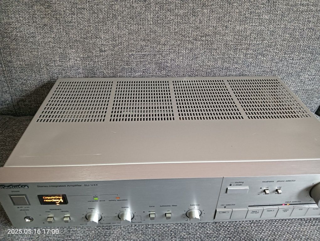 Technics SU-V4X vintage