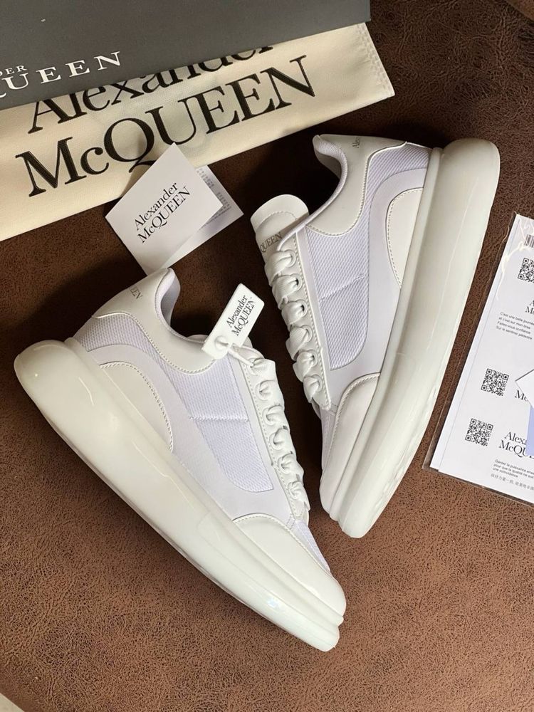 Adidasi Alexander Mcqueen Noi !!! Marimi 40//44 !!!
