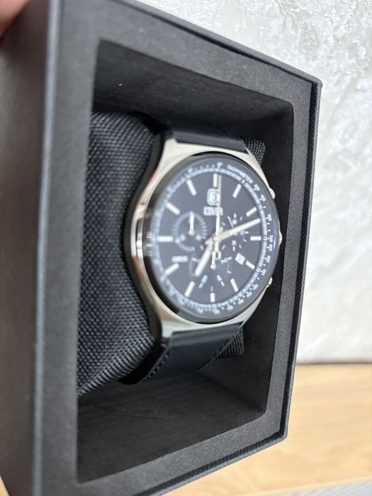 Швецарские часы Cover с документом