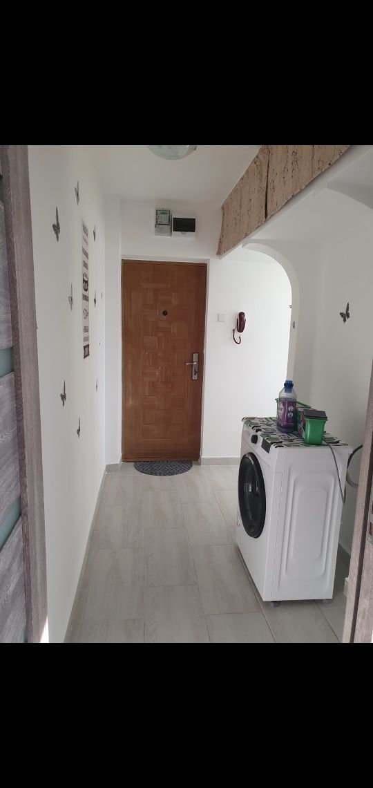 Apartament 2 camere Nord etaj 4/4
