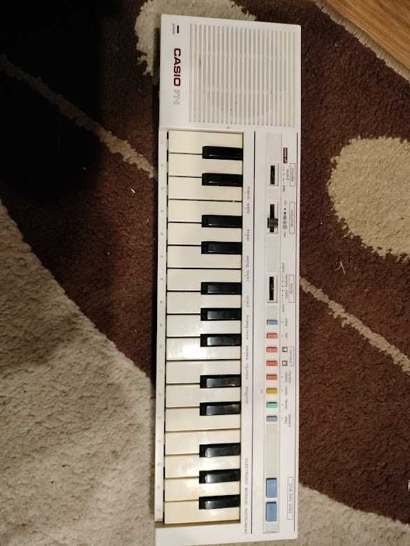 vand miniorga CASIO PT 1 vintage de colectie.