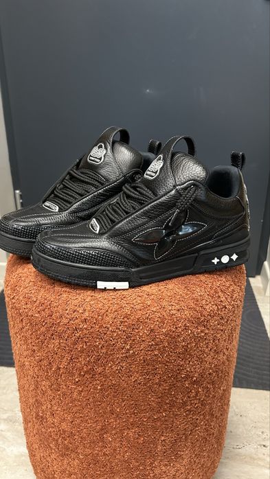 Lv skates full black