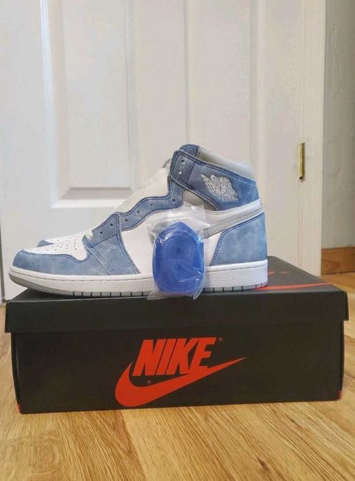 *NEW* Jordan 1 Hyper Royal - verificare colet