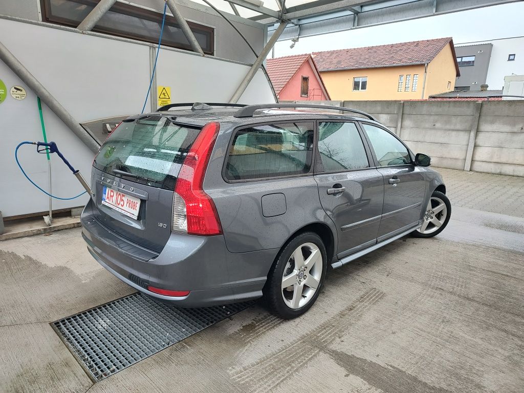 Volvo V50 1.6 diesel 2008 cash sau rate fixe