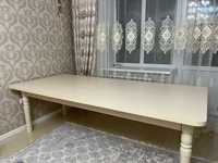 Продам стол размер 2,40+60×110 состояние отличные жер стол будет