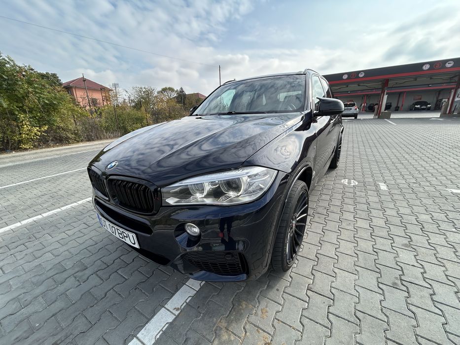 BMW  x5 M50 D 381 CP masina este in stare foarte buna
