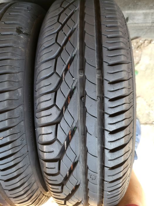 2бр 165/70/13 унироял като нови 21г