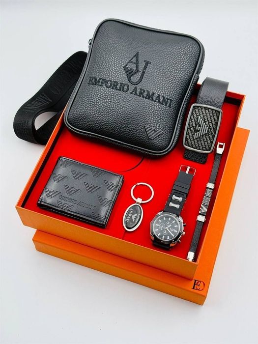 Set barbati cu poșetă piele  firmata