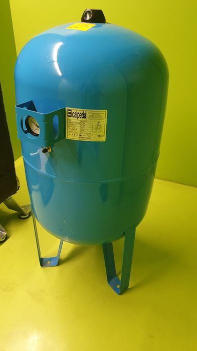 Хидрофорен съд  100л