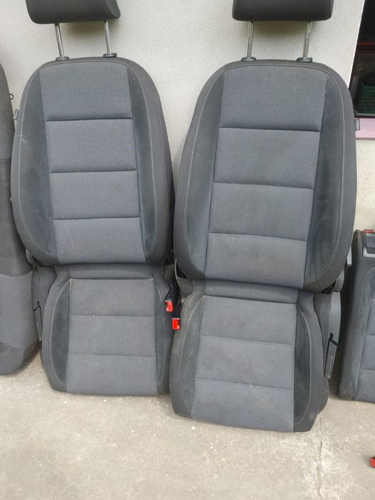 Interior  golf  5  " 6    hatchback