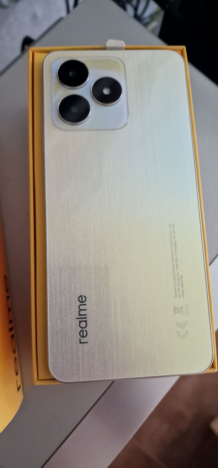 Телефон Realmi c53
