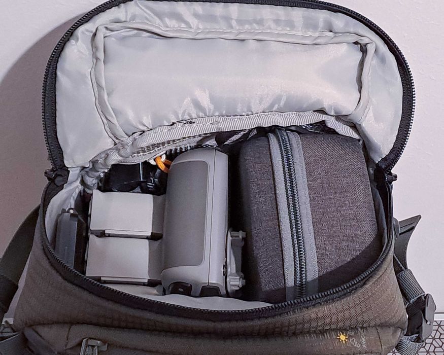 Rucsac foto Lowepro Flipside Trek 250 BP
