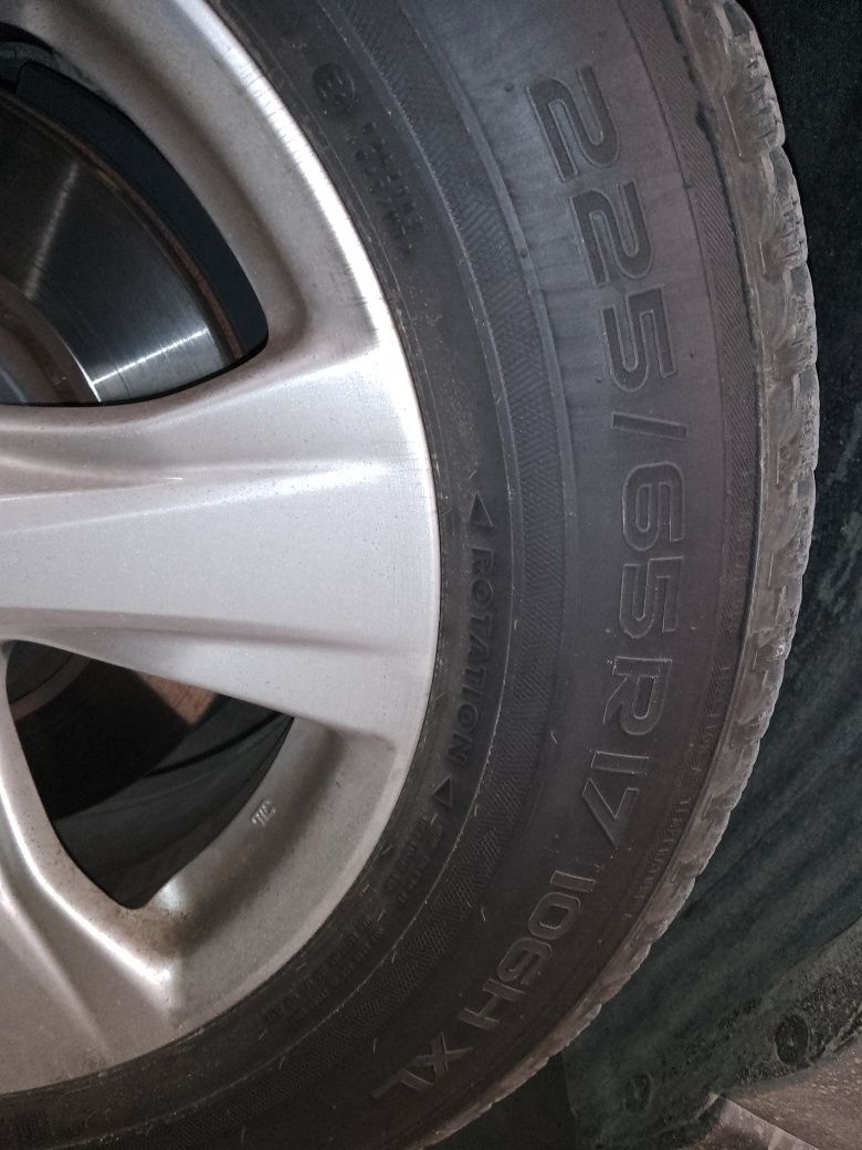 Гуми Nokian 225/65R17  106H XL