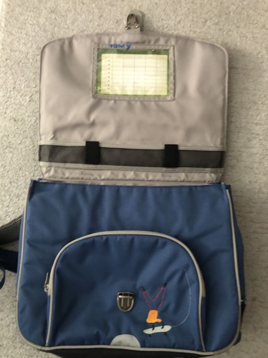 Ghiozdan pentru 7-10 ani cu  protectie spate Tann’s nou