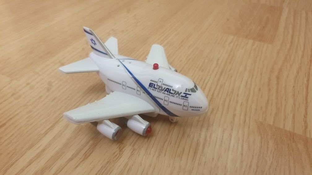 Macheta avion B747 ElAl