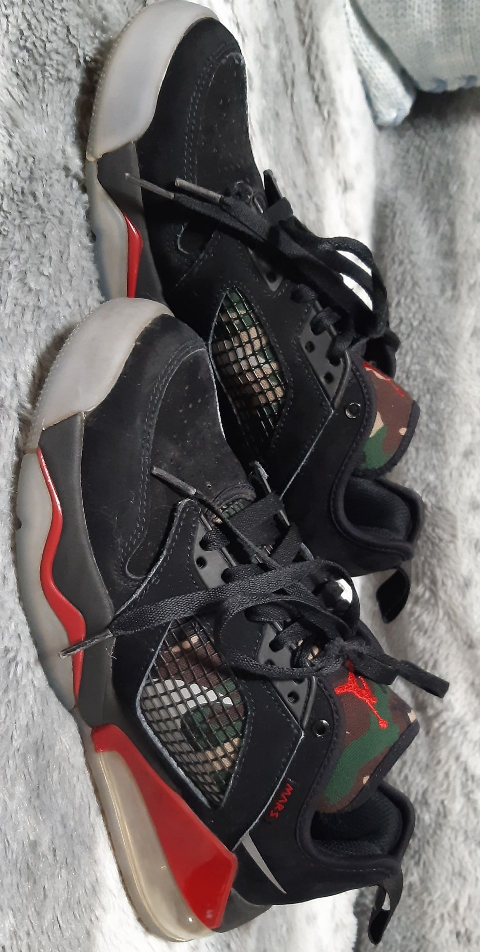 Маратонки Nike Air Jordan Mars 40номер