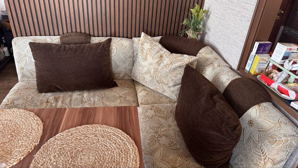 Кухненски диван разтегателен !