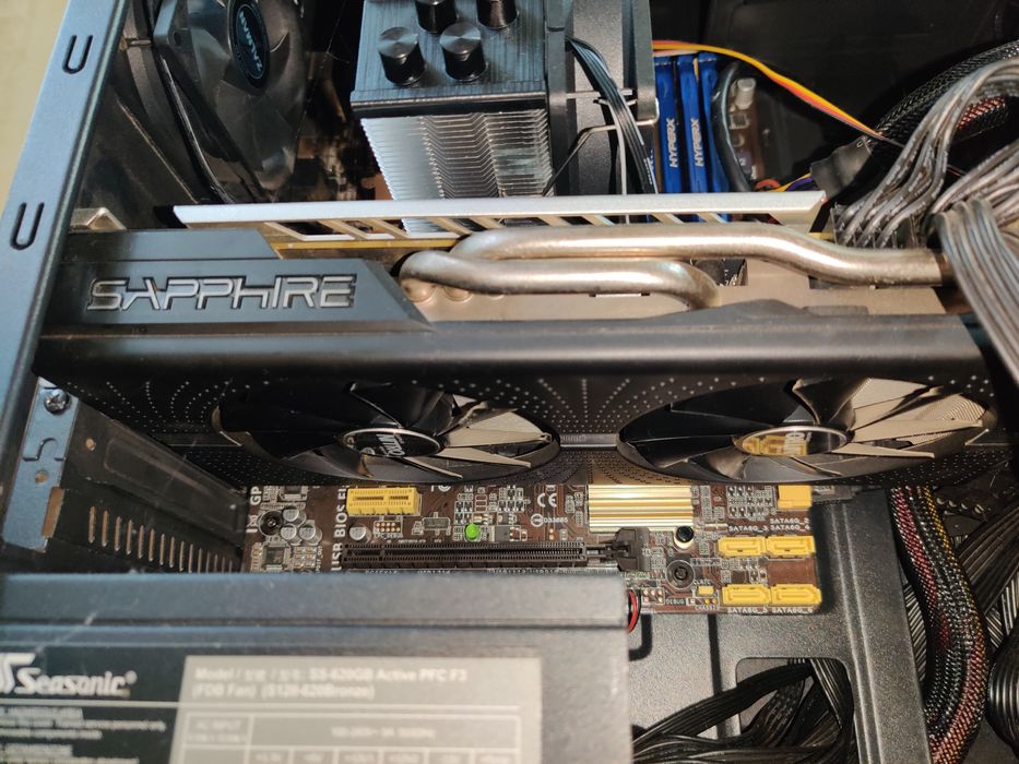 PC Gaming I7 4790K, Radeon RX580 8GB, 20GB RAM Monitor Tastatura mouse