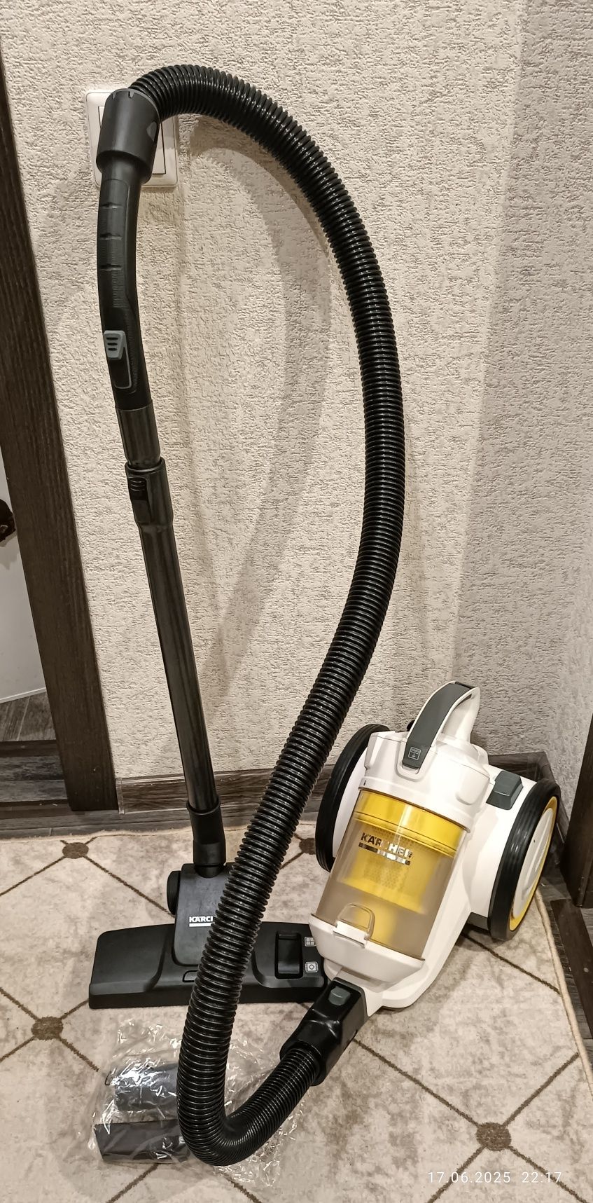 Пылесос KARCHER VC3 premium
